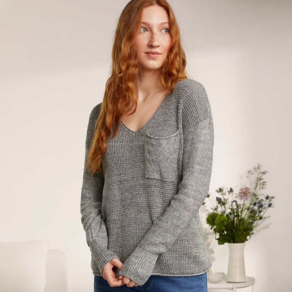 UpWest Lightweight V-Neck Sweater
